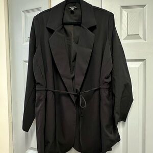 Athleta Black Women's Blazer with Stretch Tie Waist.